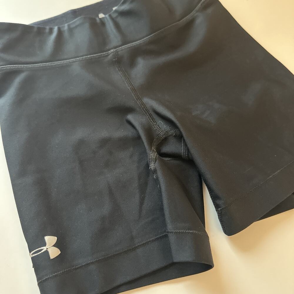 Under Armour Shorts Women's Black 5” Team Shorty Compression Active size XS